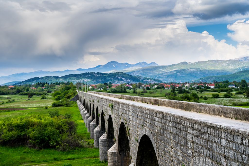 Carev most Aleksandar III Romanov kod Nikšića
