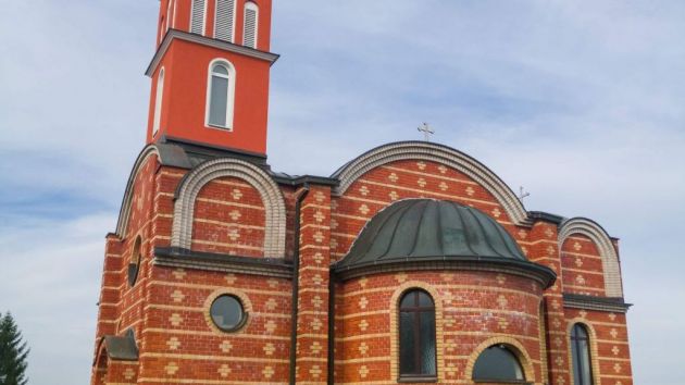 Crkva svetog cara Konstantina i carice Jelene Kalenderovci kod Dervente