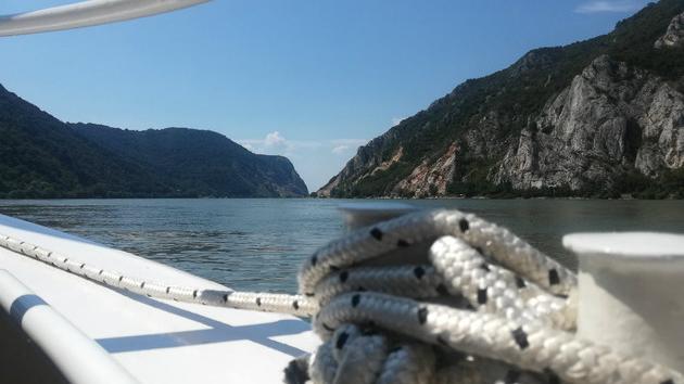 Golubac iz brodića