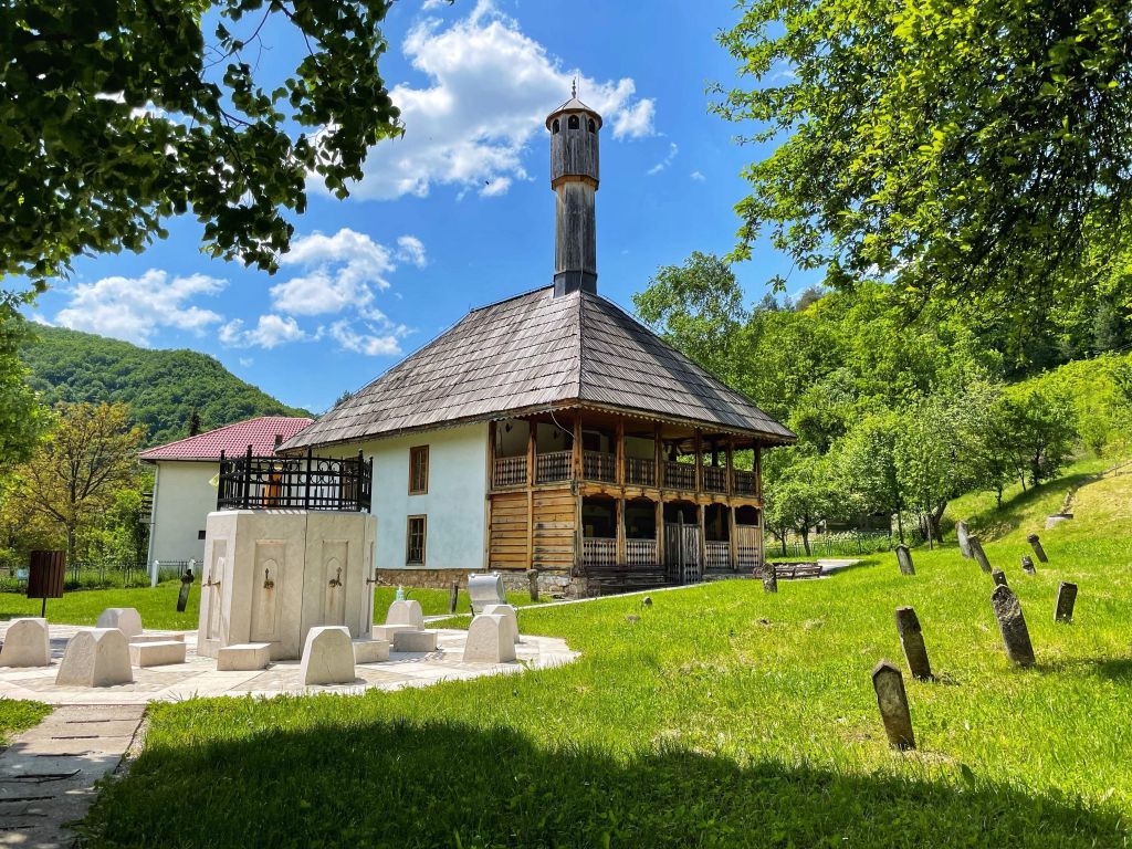 Džamija sultana Mehmeda II Fatiha Kraljeva Sutjeska Kakanj