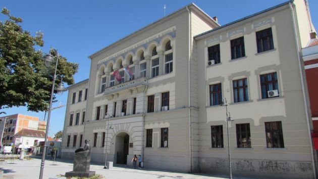 Gimnazija Čačak