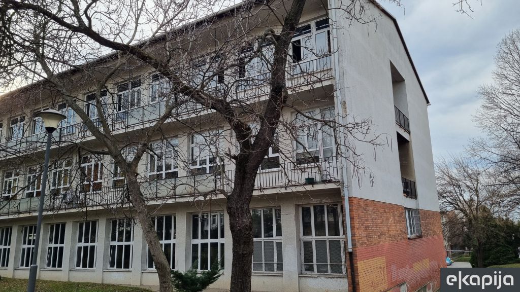 Hemijsko prehrambena tehnološka škola Beograd