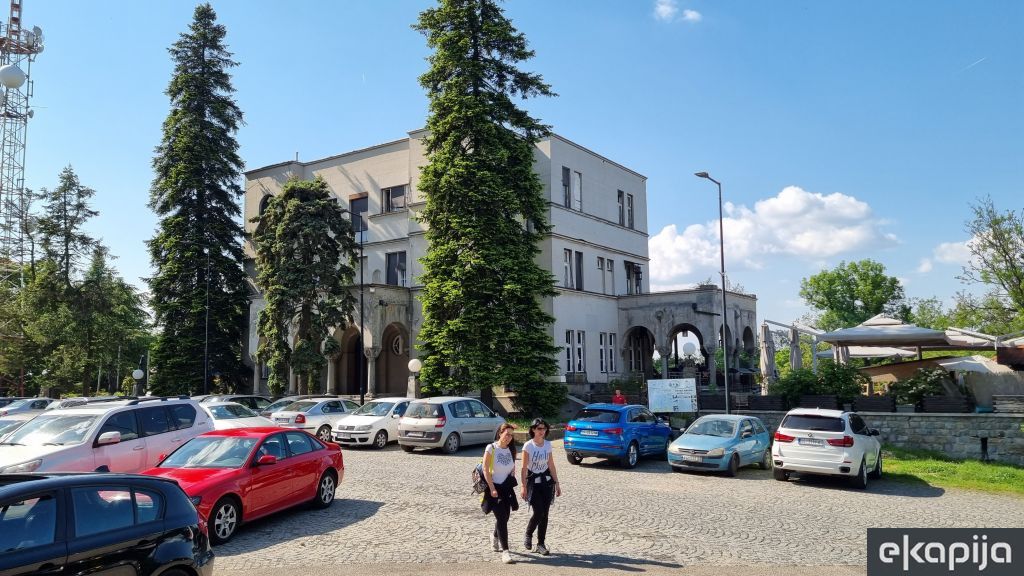 Hotel i restoran Avala na Avali