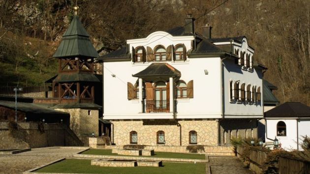 Manastir Lovnica Šekovići