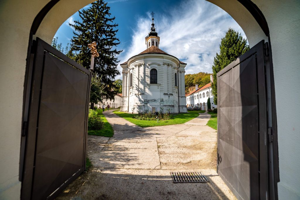 manastir Vrdnička Ravanica