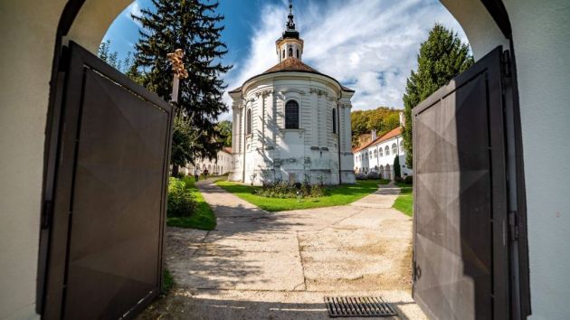 manastir Vrdnička Ravanica