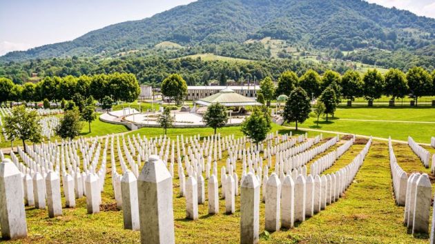 Memorijalni centar Potočari