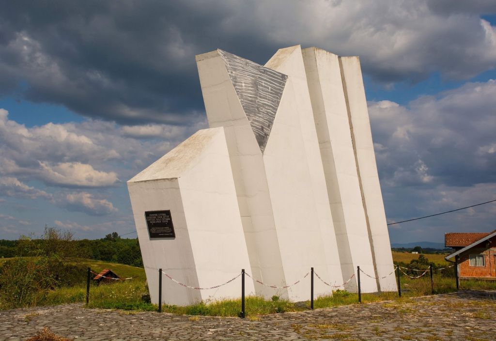 Memorijalni kompleks Pojezna kod Dervente