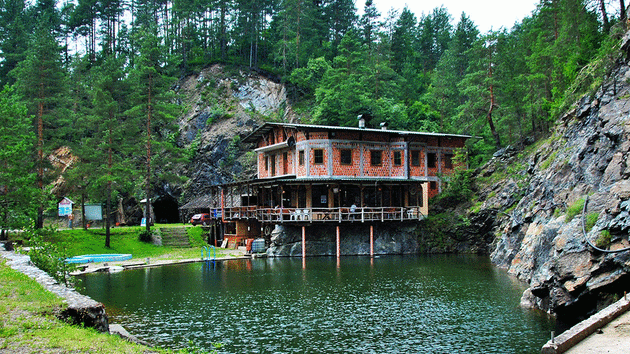 Orlovo jezero kod Petrova