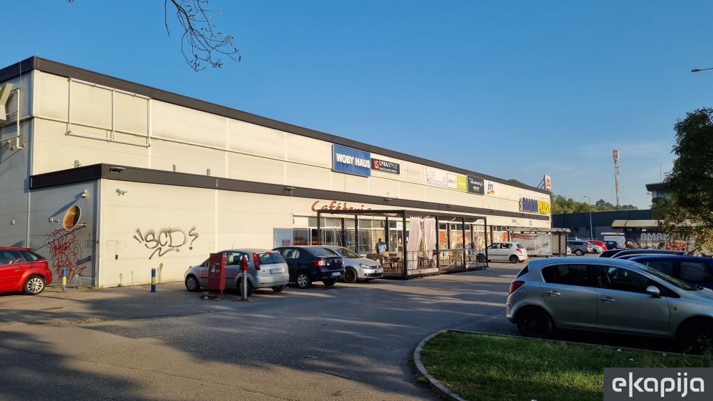 Supermarket Aman plus Tošin bunar Novi Beograd