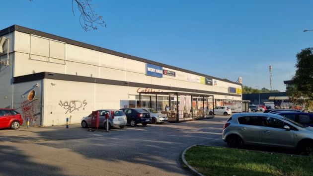 Supermarket Aman plus Tošin bunar Novi Beograd