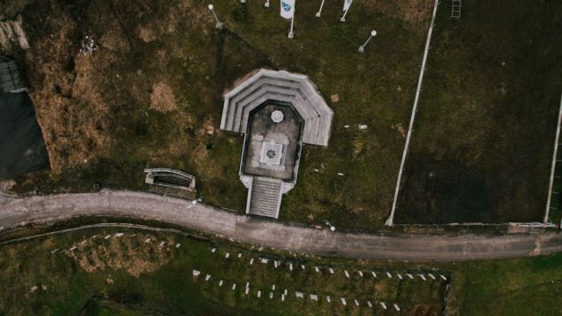 Turbe generala Izeta Nanića Bužim