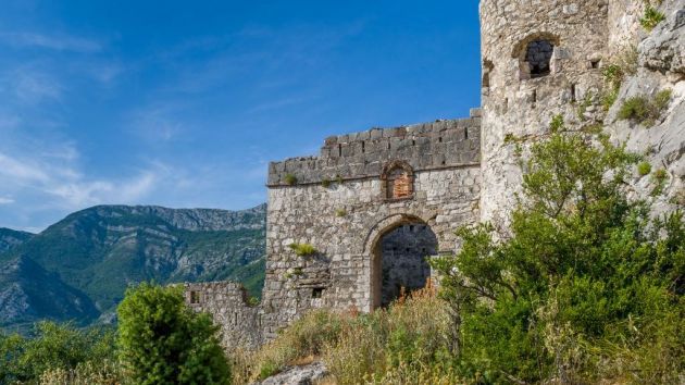 Tvrđava Haj Nehaj Sutomore